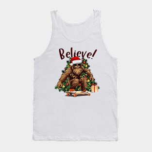 Believe in big foot Christmas Weird Funny Tank Top